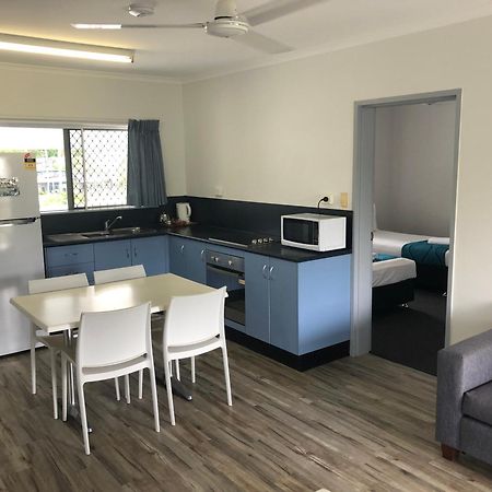 Cocos Holiday Apartments Тринити Бич Номер фото